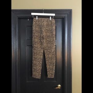 Who What Wear Leopard Pants size 2 Like New